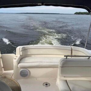 2006 Rinker 320 Fiesta Vee - Image 2