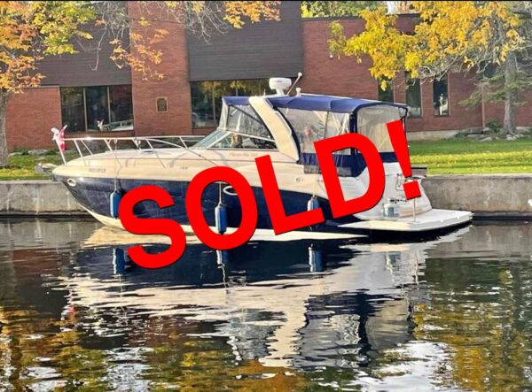 2006 Rinker 320 Fiesta Vee